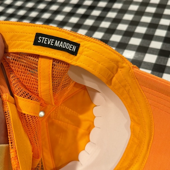 🌸HAVE A NICE DAY orange Steve Madden trucker hat - Picture 4 of 4